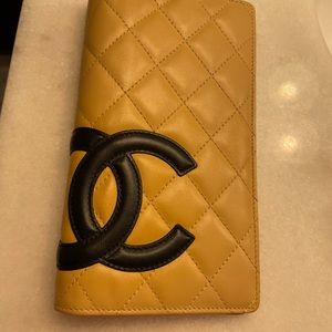 Chanel wallet